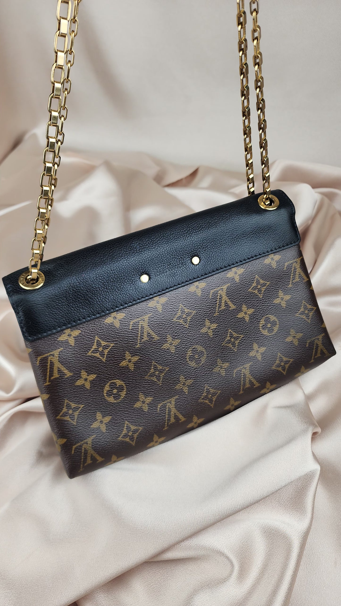Louis Vuitton Palas Chain Shoulder Bag
