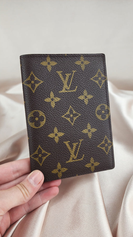 Louis Vuitton Monogram Couvel Tulle Passport Case - 1006